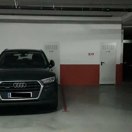 Atico Centrico Con Piscina Comunitaria Lejlighed Ribadeo