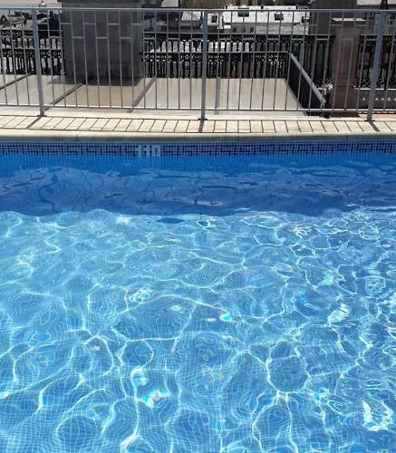 Appartement Atico Céntrico Con Piscina Comunitaria